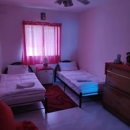 Bay Apartment *